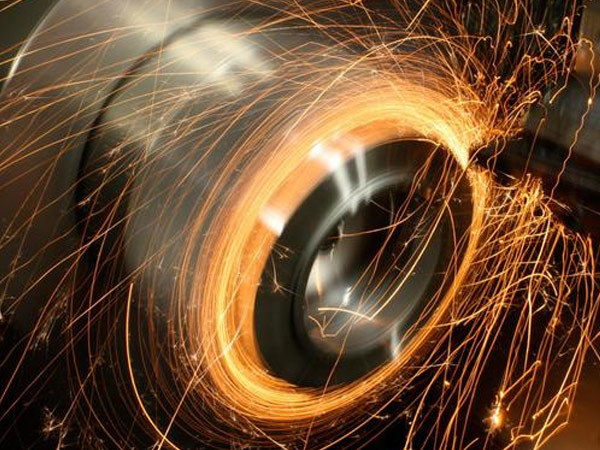 The causes of rolling bearing heat and its elimination methods