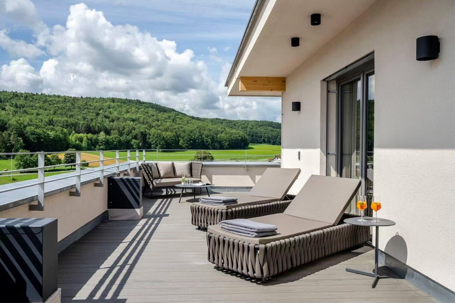 Outdoor Floor