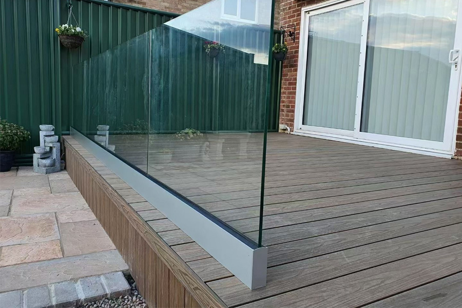 Outdoor Floor