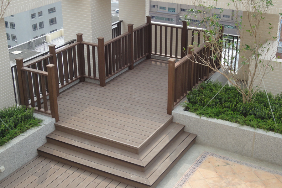 Outdoor Floor