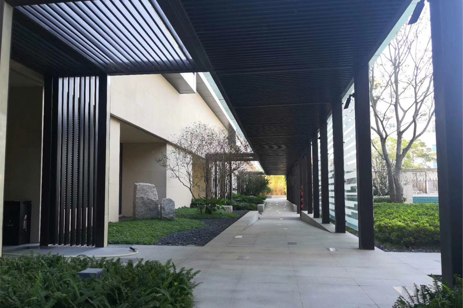 Exterior Timber Tube