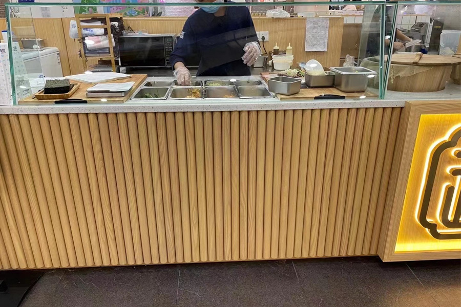 内墙板