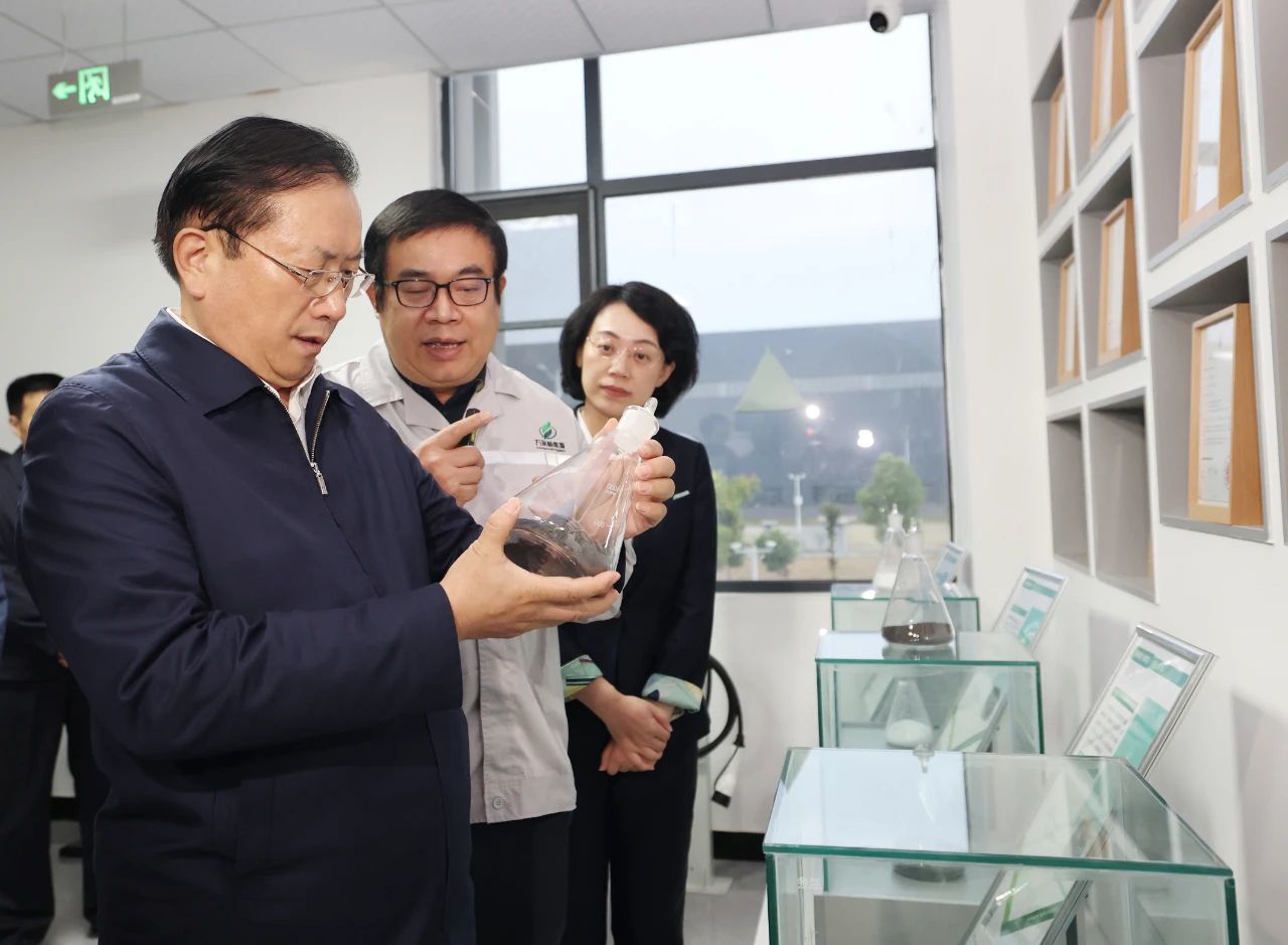 省委副书记、省长王忠林莅临公司参观调研