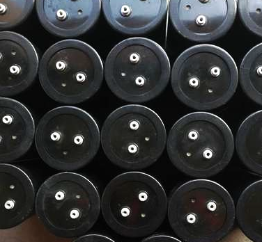 Capacitor  sealing materials