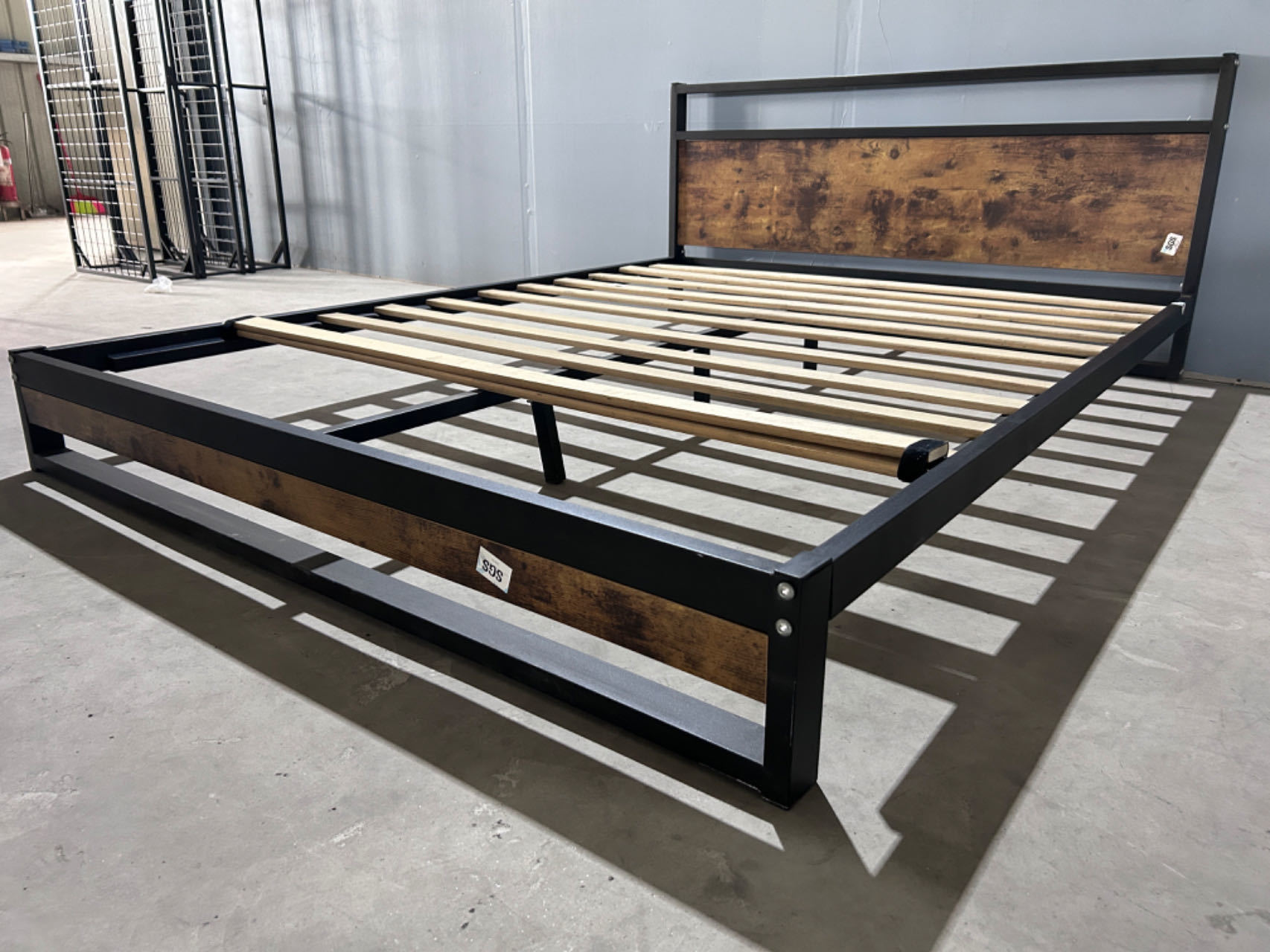 Eisen bett