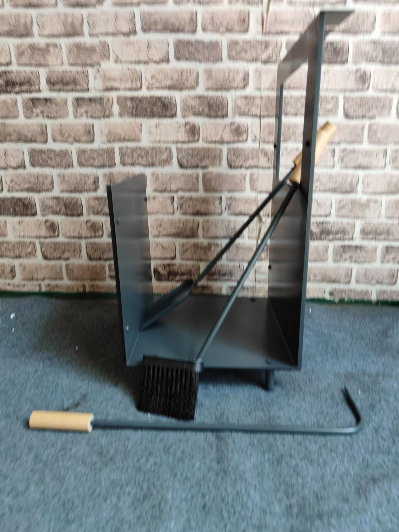 Holzlager-Metalleisen-Kamin-Werkzeugset Zubehör für Outdoor-und Indoor-Kamine