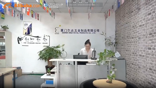 视频标题 视频标题