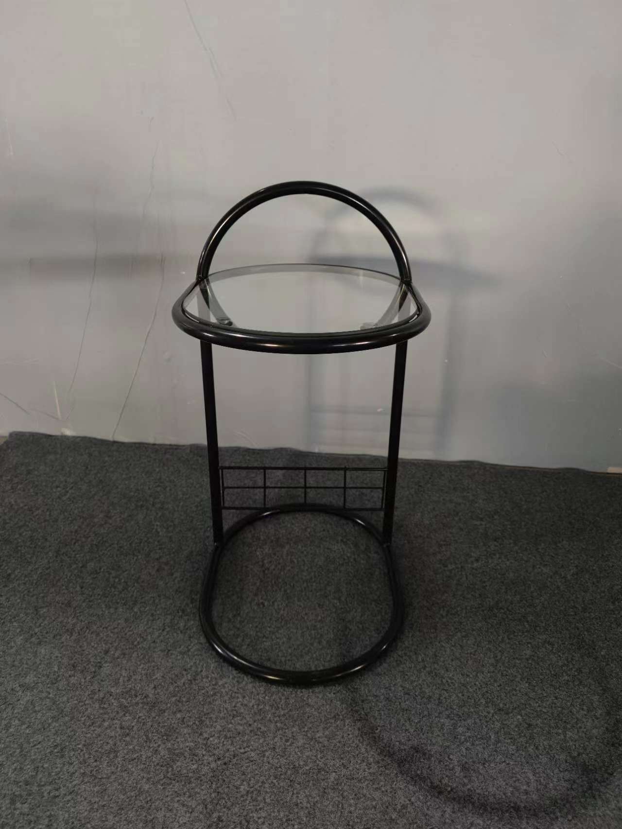 Modern Oval-Shaped Black Metal Accent End Coffee Side Table Factory Directly for Storage Use