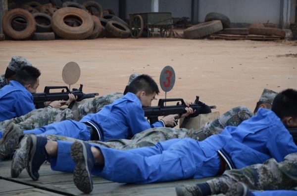 The aviation class of 2015 visited the 32nd Brigade of the Army Ark Bridge