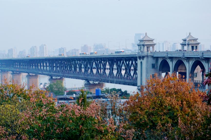 F:/[July 2024 Documents]/7.17 Top Ten Societies/2315 Tan Jincheng One Bridge Flying to the North and South.jpg2315 Tan Jincheng One Bridge Flying to the North and South