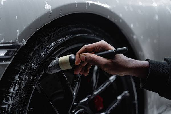 With high quality, reasonable prices, and excellent service, we can become one of your best tire suppliers, as well as your long-term business and partner