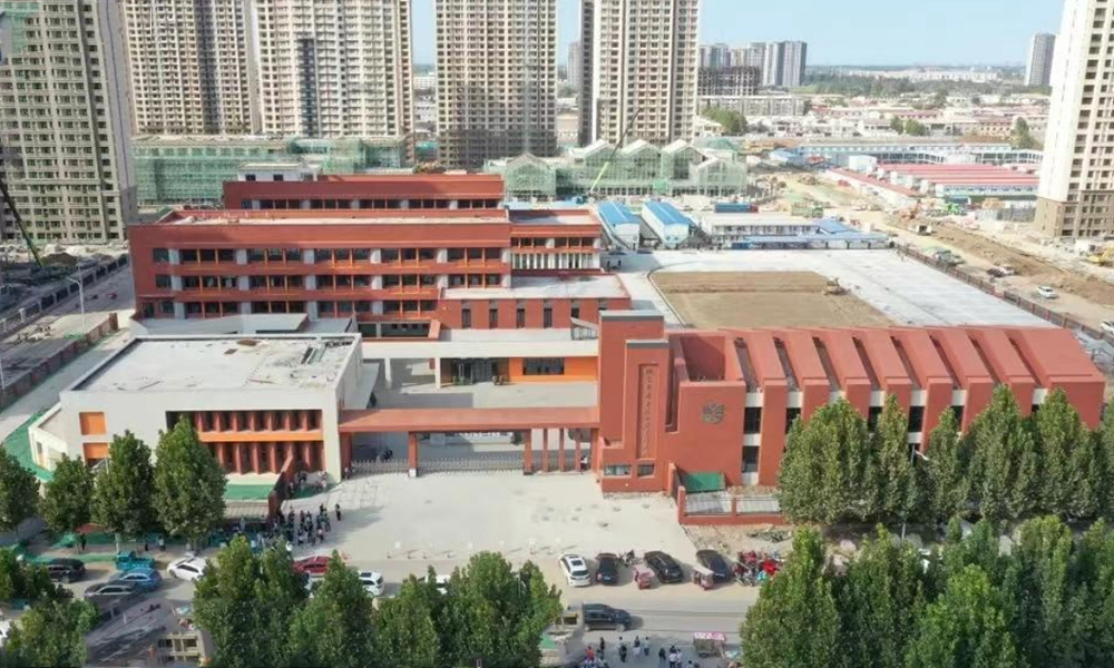 Baoding Avant-garde road primary school hundred floor branch