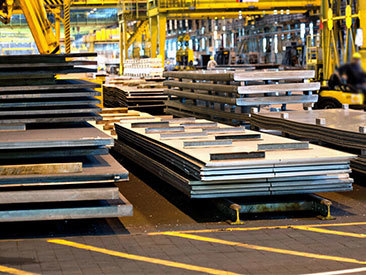 What is the material of carbon steel plate and what are its advantages and disadvantages