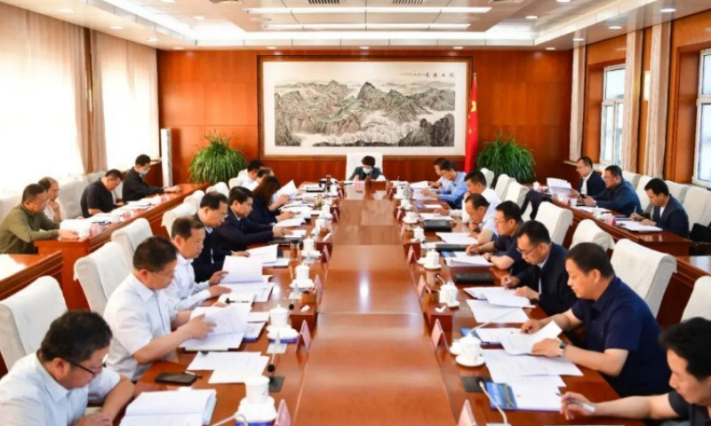 市政府召开会议研究当前经济运行工作