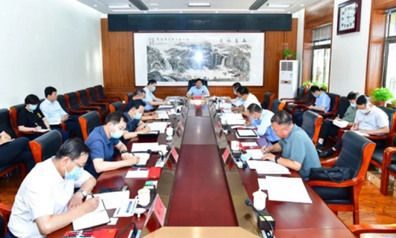 姜四清主持召开市委专题会议时强调 以满足发展需求驱动城市建设治理 用扎实明显成效回应群众热切期盼