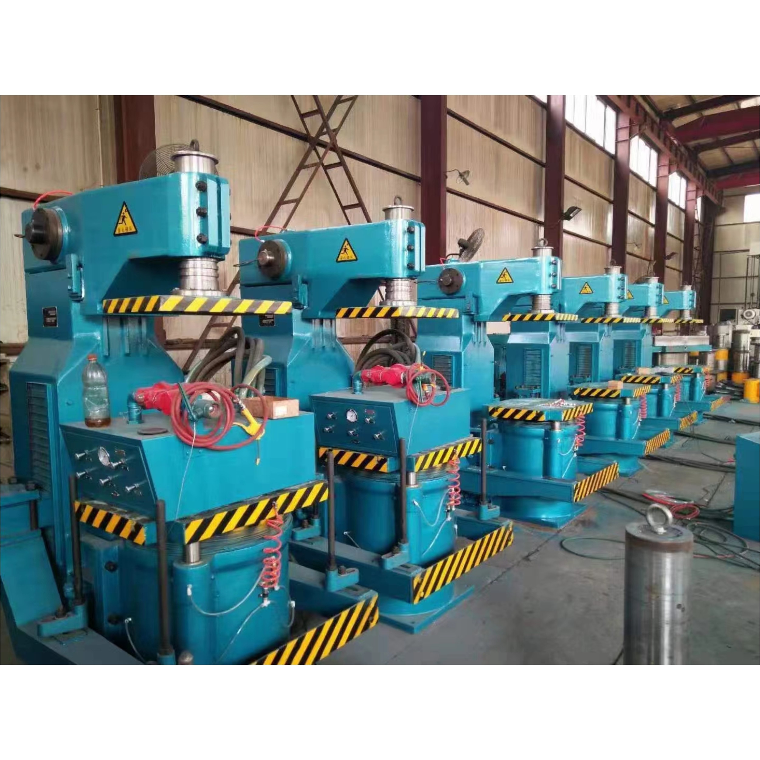 Sand iron equipment sand molding machine