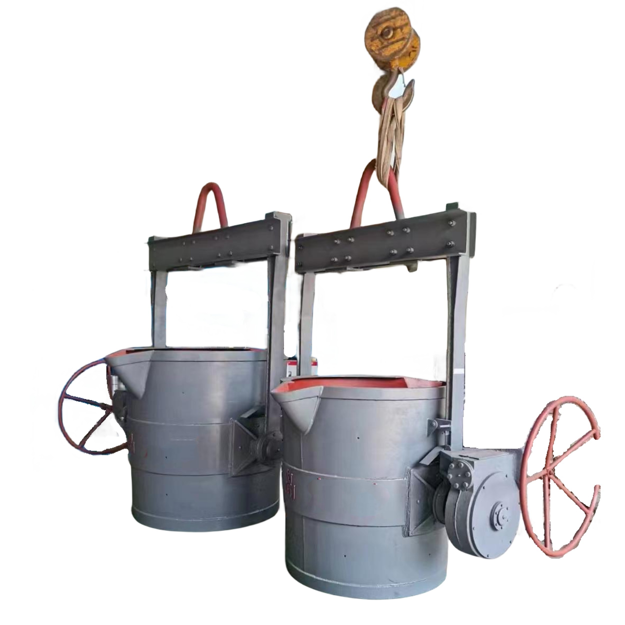 Molten iron ladle