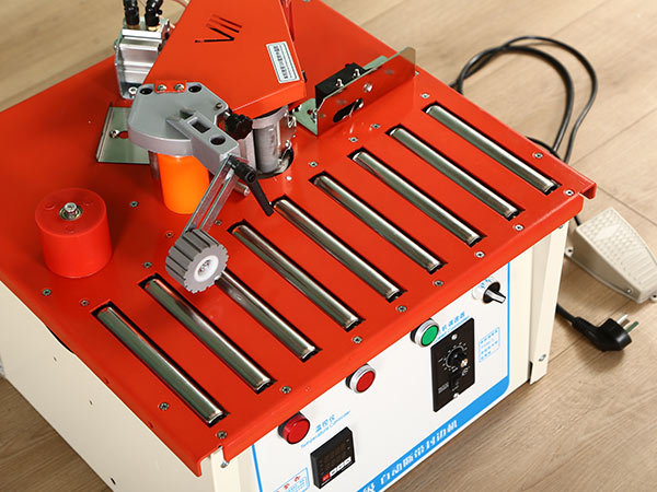 Slide table mini edge banding machine