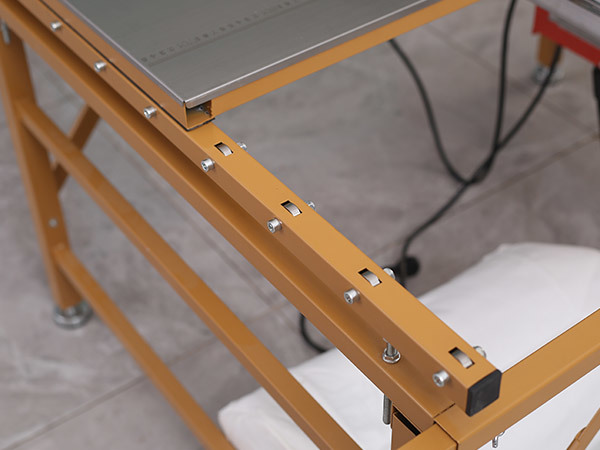 WJ125 sawing table