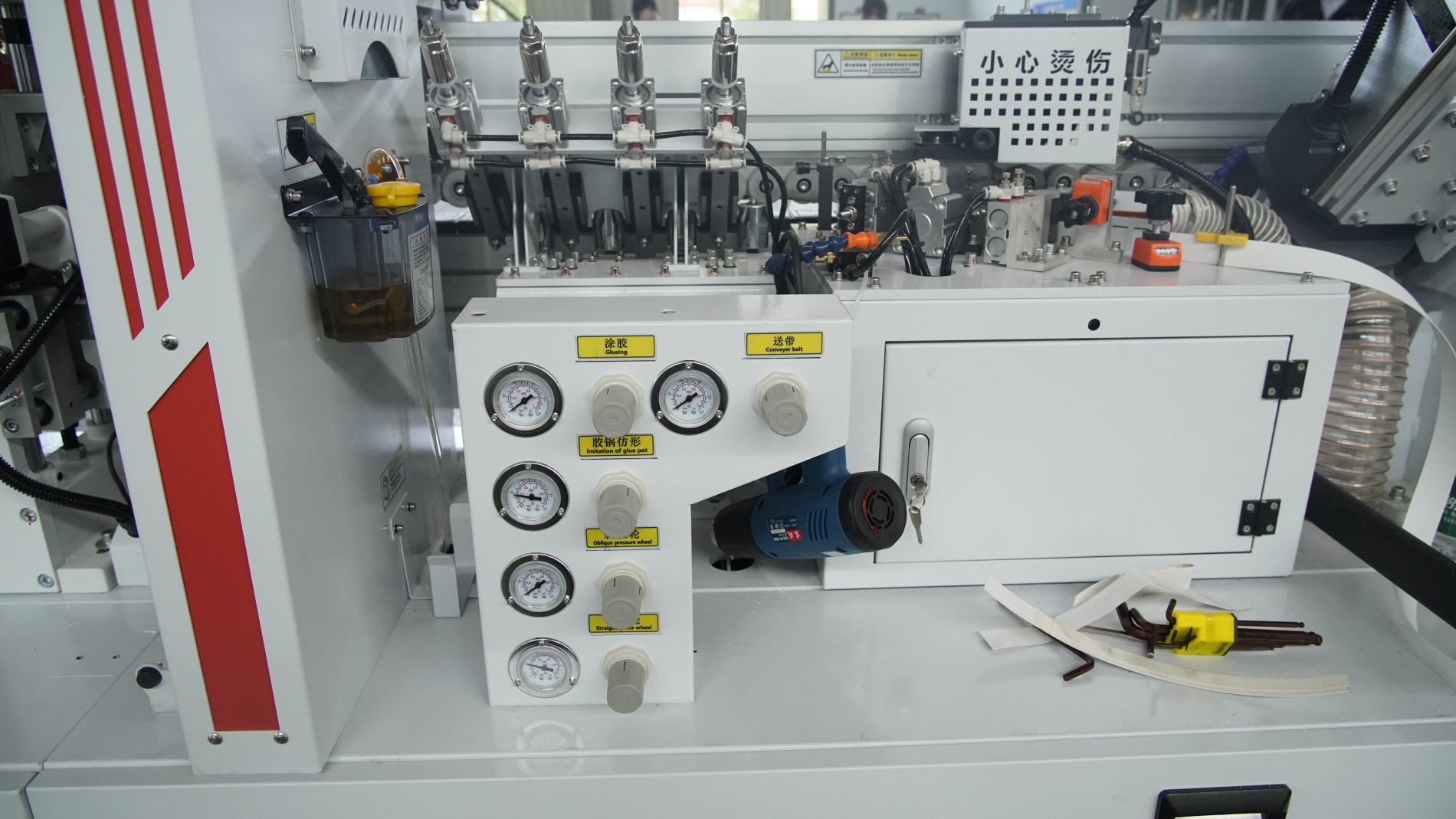 YXZ-550 edge banding machine