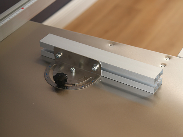 High end double invisible saw table