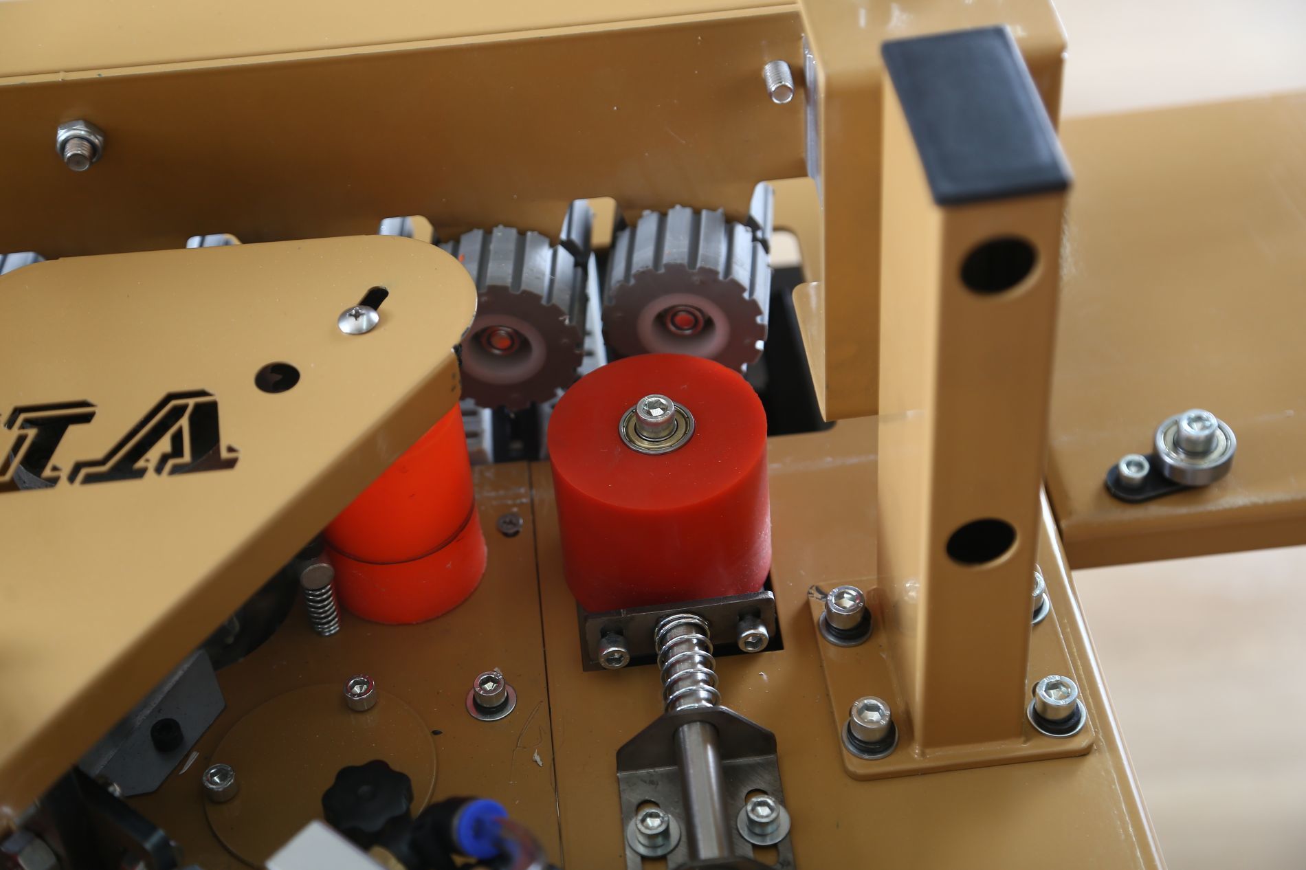 580 edge banding machine