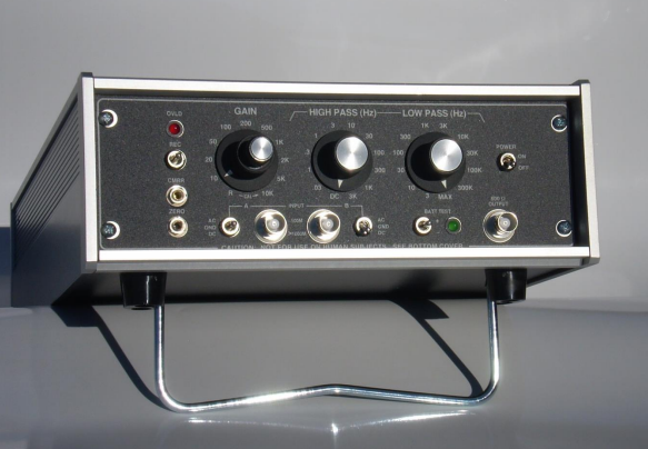 DL INSTRUMENTS Model 1211 CURRENT PREAMPLIFIER