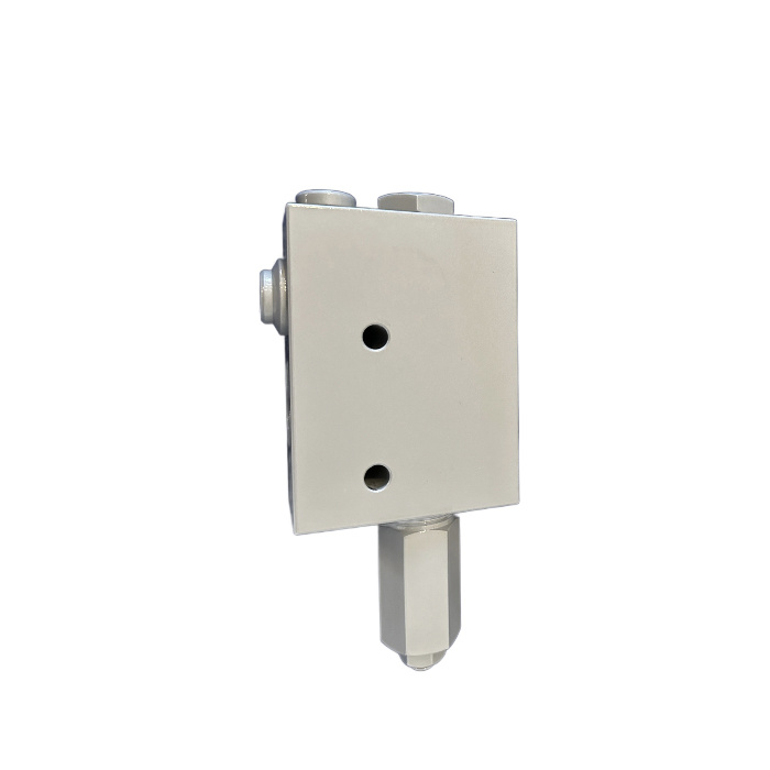 Balance valve