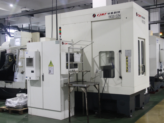 Gear shaper Gear shaper