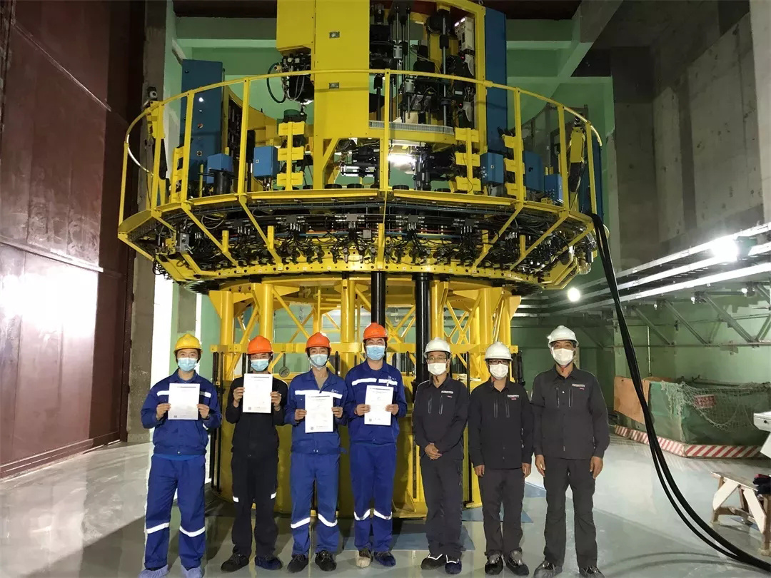 Provide overall bolt tensile machine training for nuclear power plant customers, including equipment function explanation, operation demonstration, function test, etc.