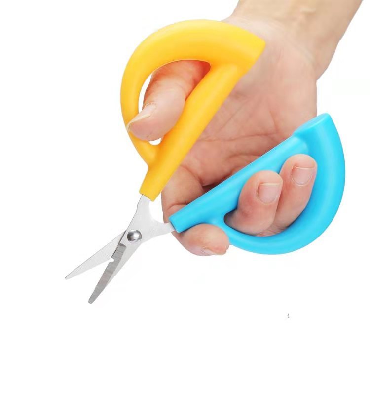floating scissors