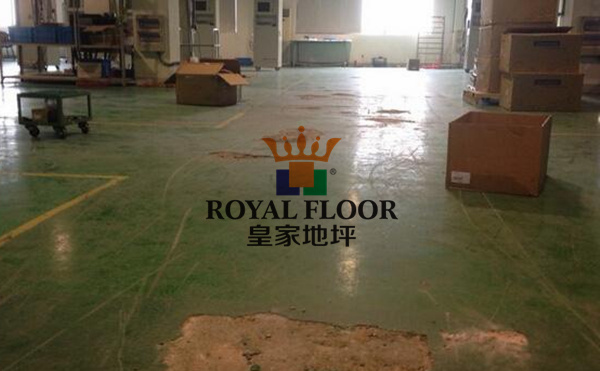 食品廠環氧地坪出現受損現象