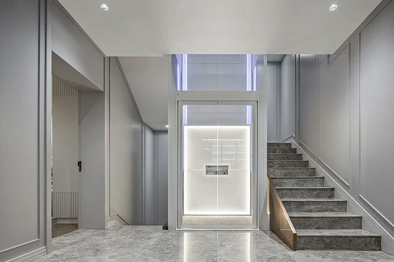 Villa Elevator