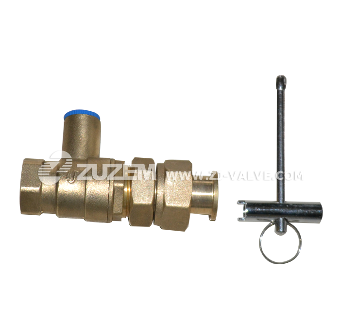 Expansion joint lockable ball valve