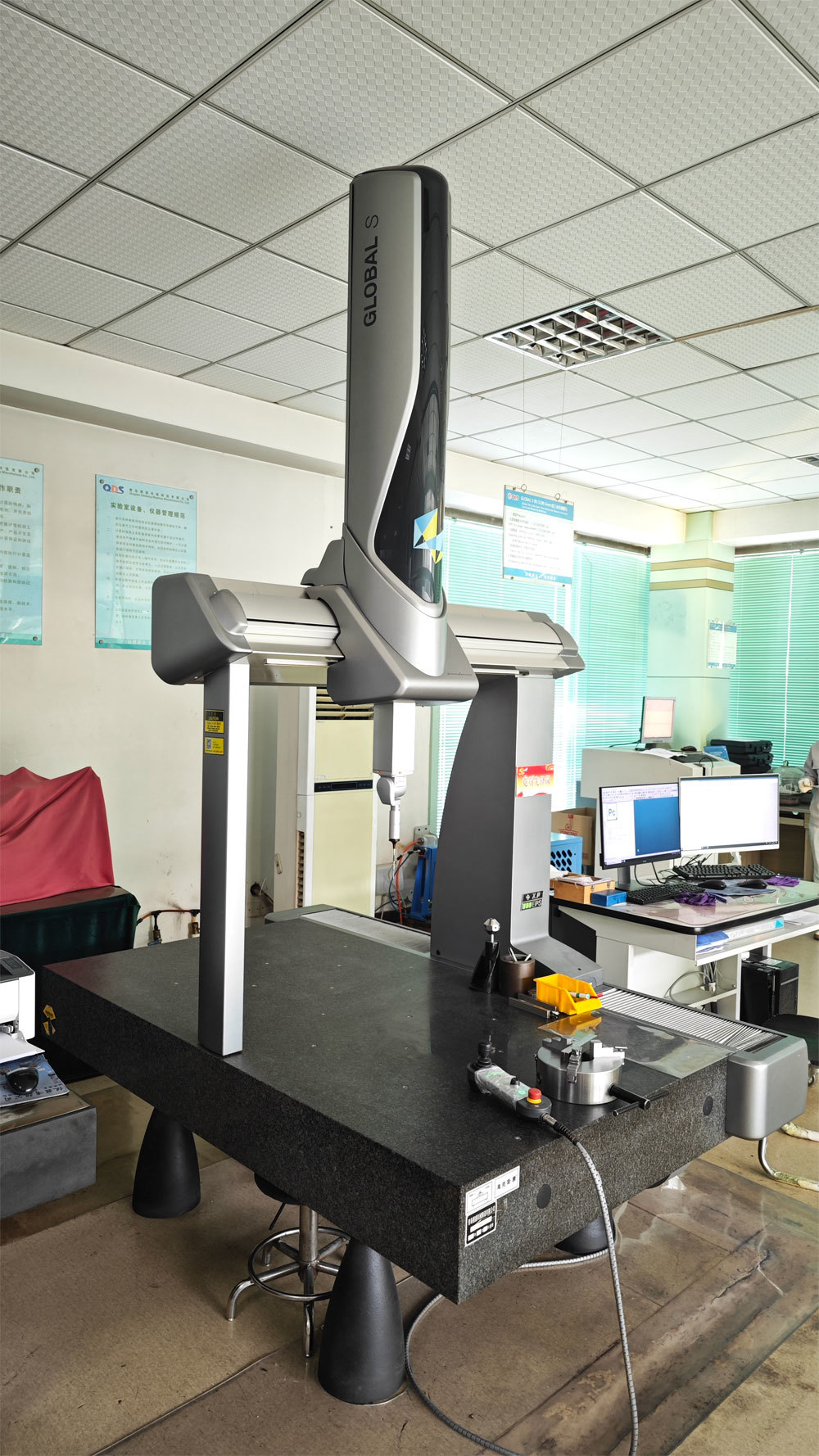 Dynamic Balance Measuring Machine