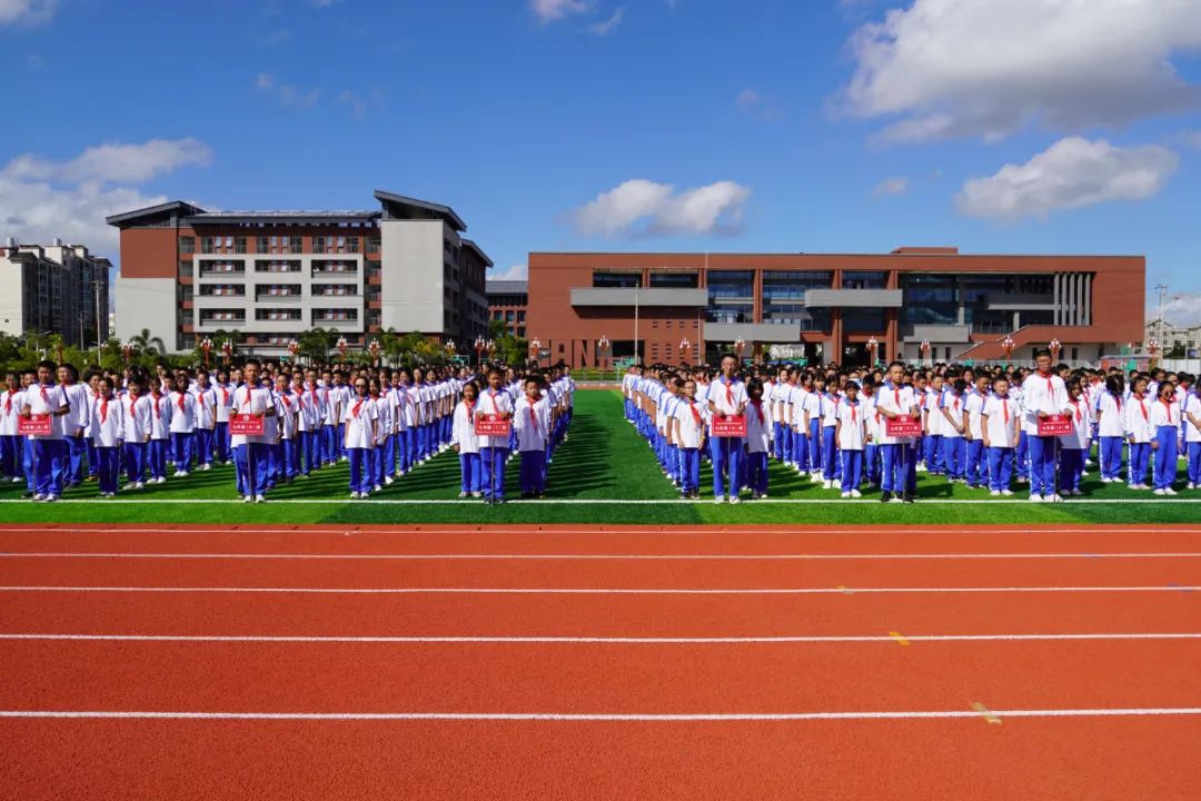 会昌新世纪博雅学校图片