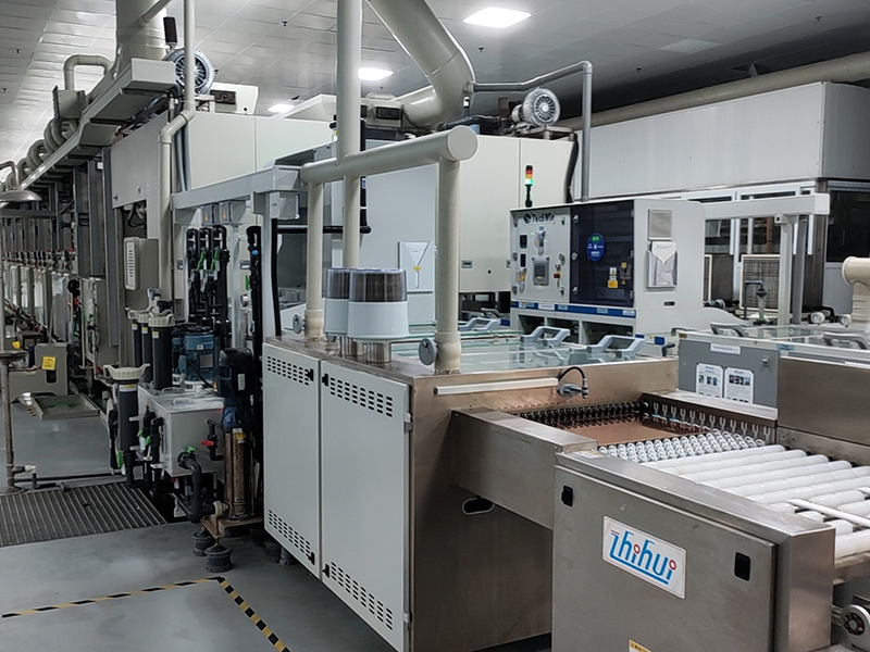 Vertical continuous plating line