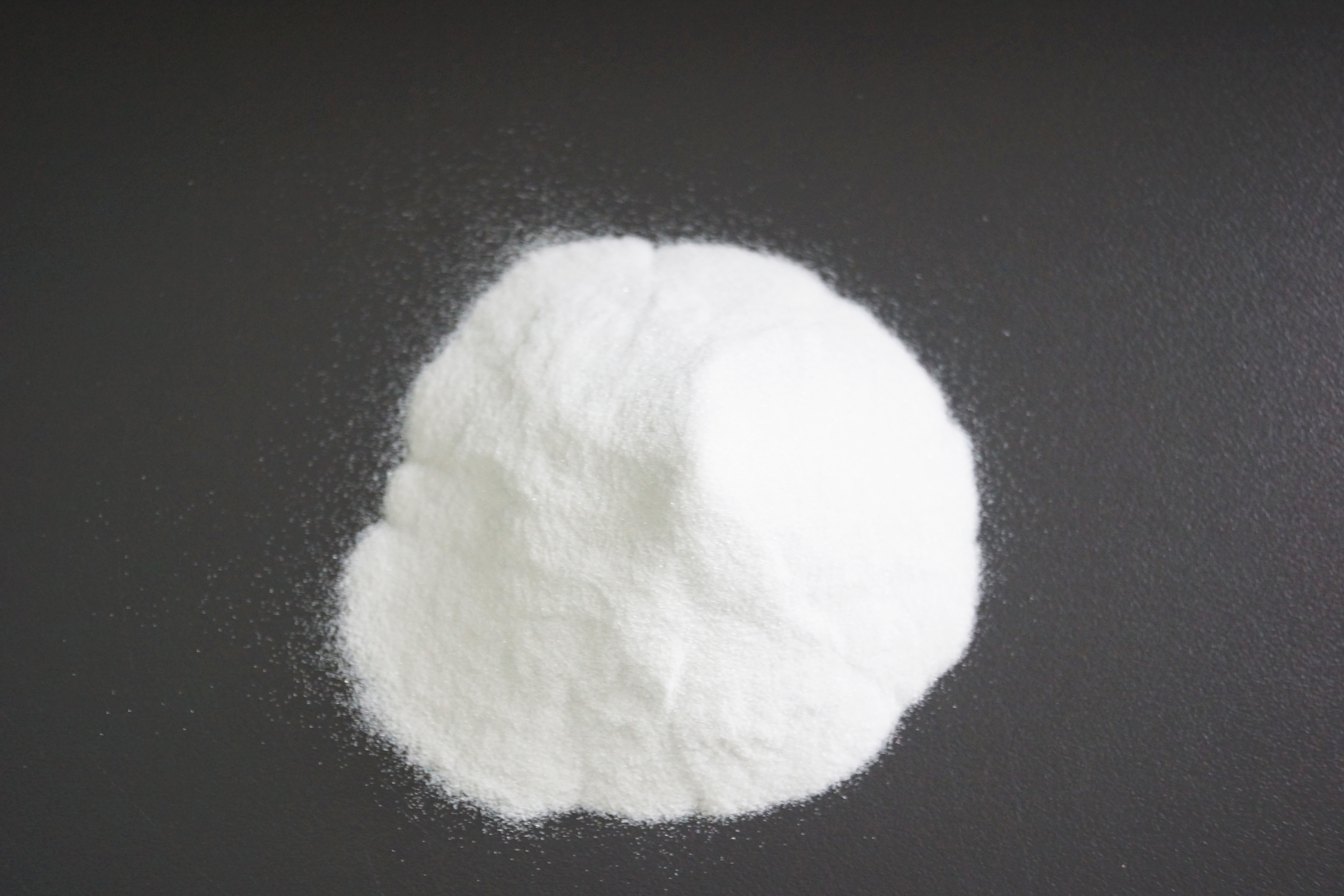 Wihte fused alumina