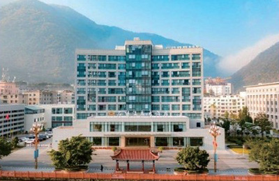 石棉溫泉大酒店