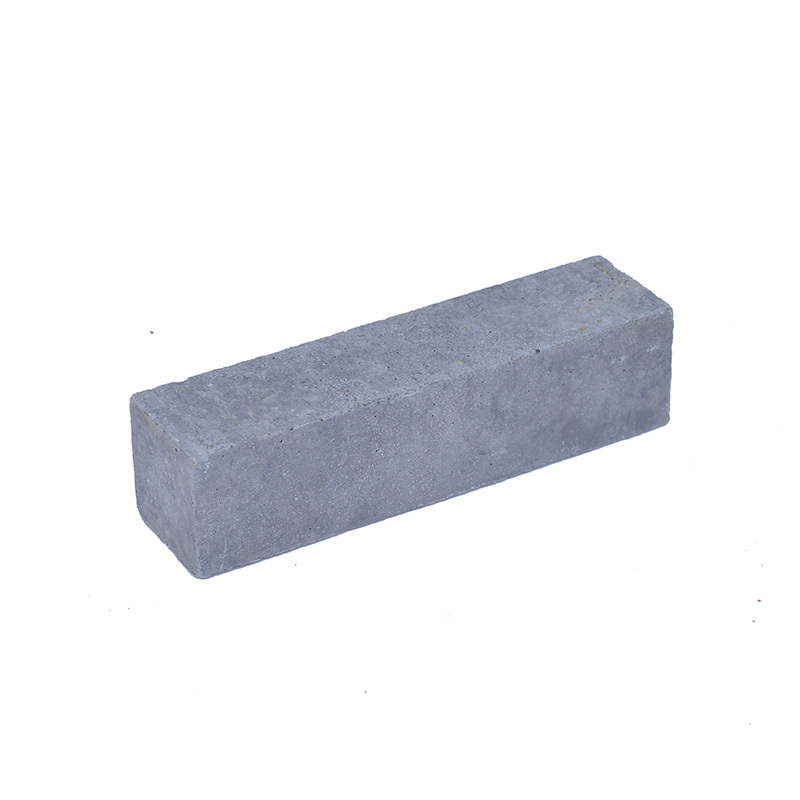 Specialized castables for coal injection pipes
