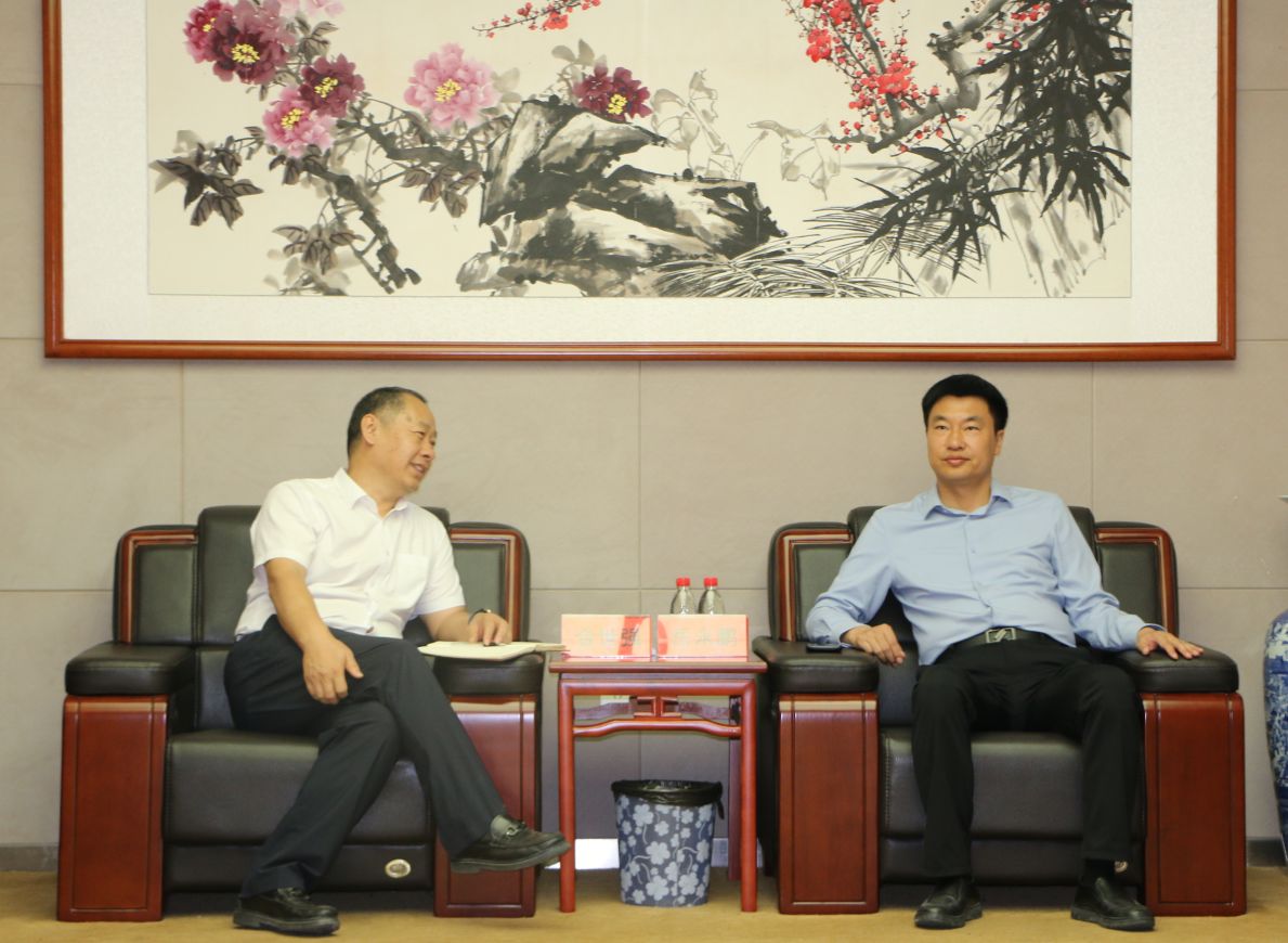 【金水動(dòng)態(tài)】熱烈歡迎平原示范區(qū)管委會(huì)領(lǐng)導(dǎo)蒞臨金水電纜集團(tuán)調(diào)研指導(dǎo)工作