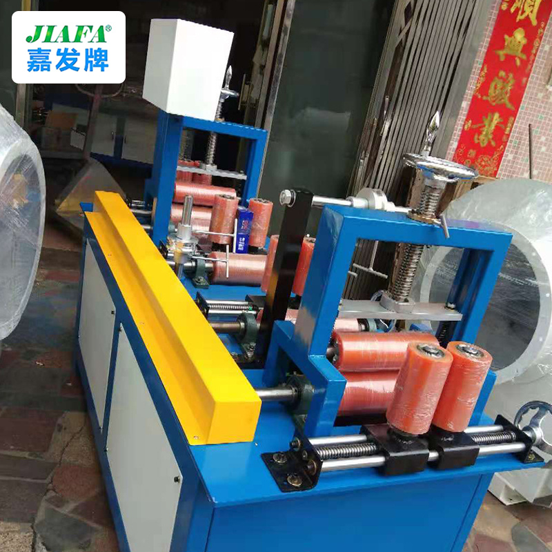 Lower row all-wheel drive film laminating machine Lower row all-wheel drive film laminating machine