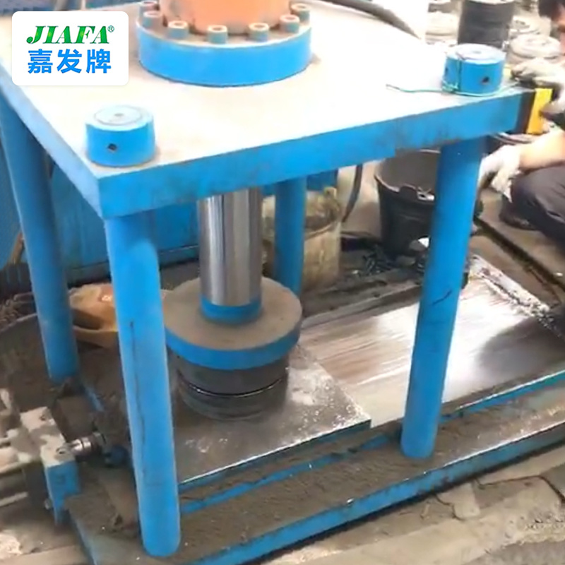 Mold closing machine Mold closing machine