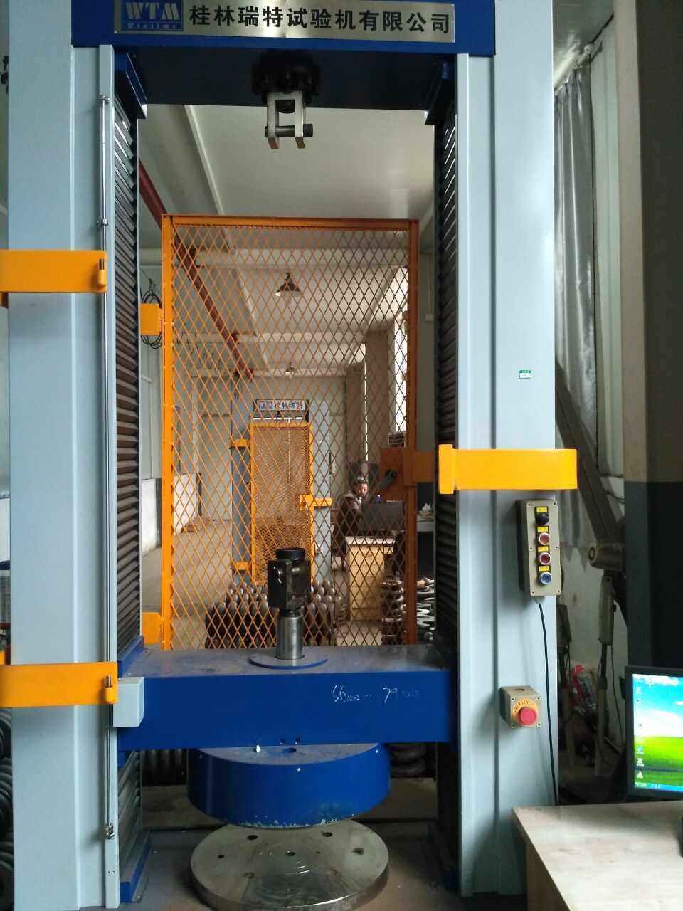 大測(cè)力機(jī) 大測(cè)力機(jī)