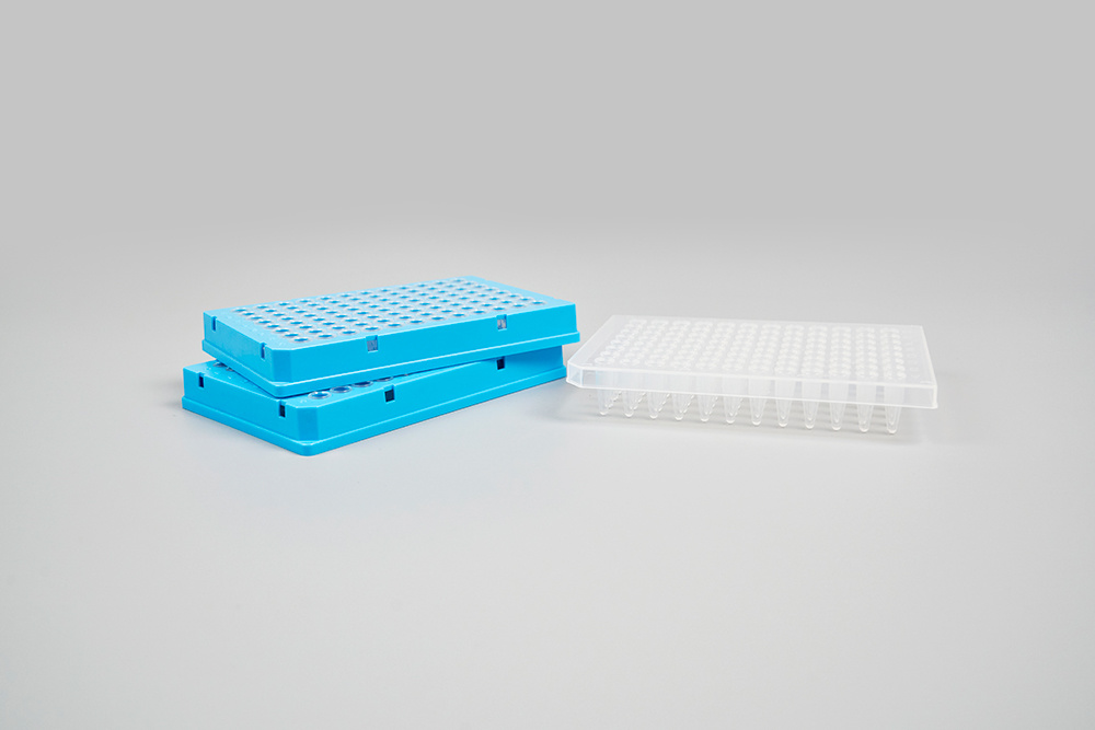 PCR 板