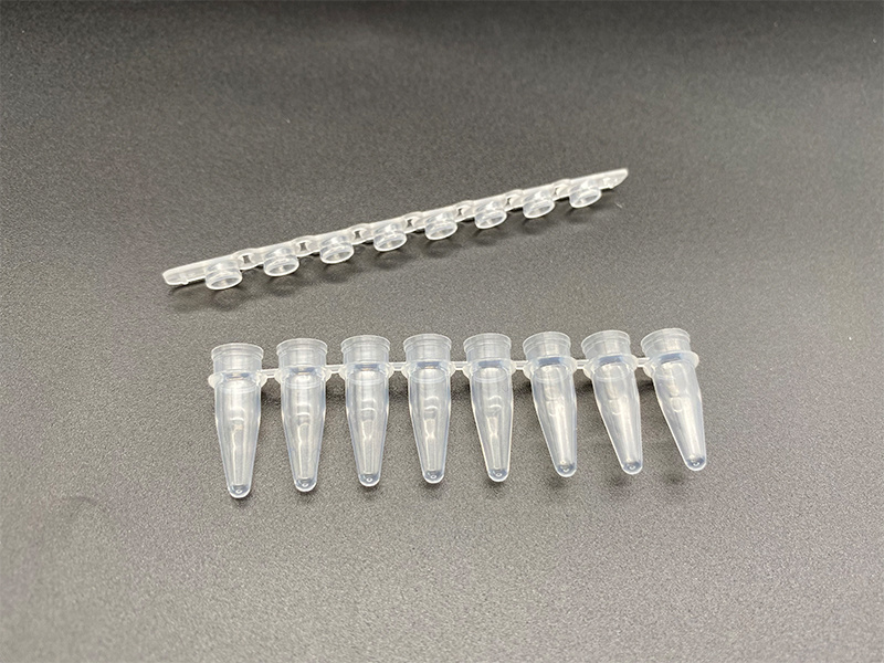 PCR 八联管