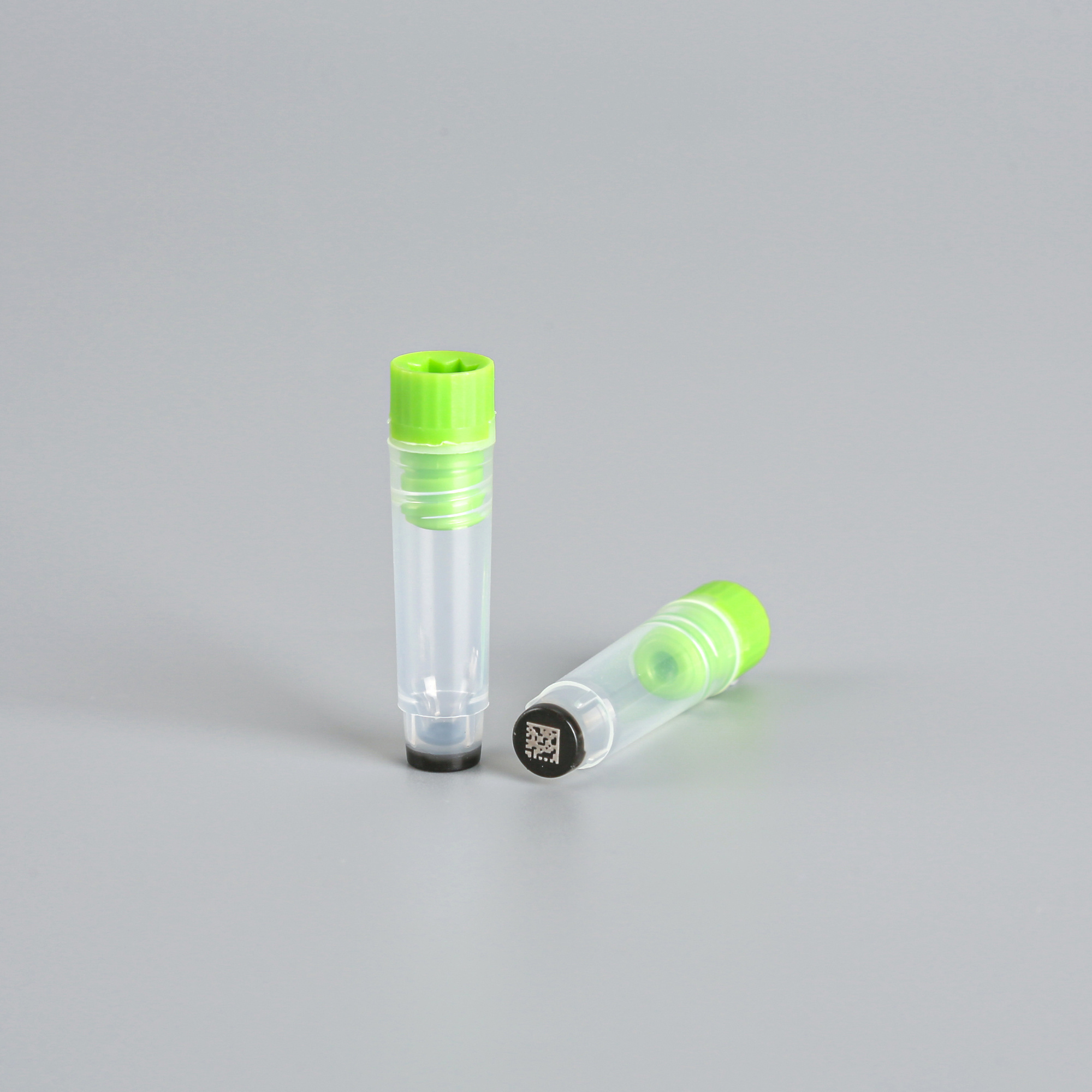 SBS internal rotation cryogenic vial