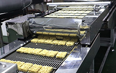 Fried instant noodle making machine