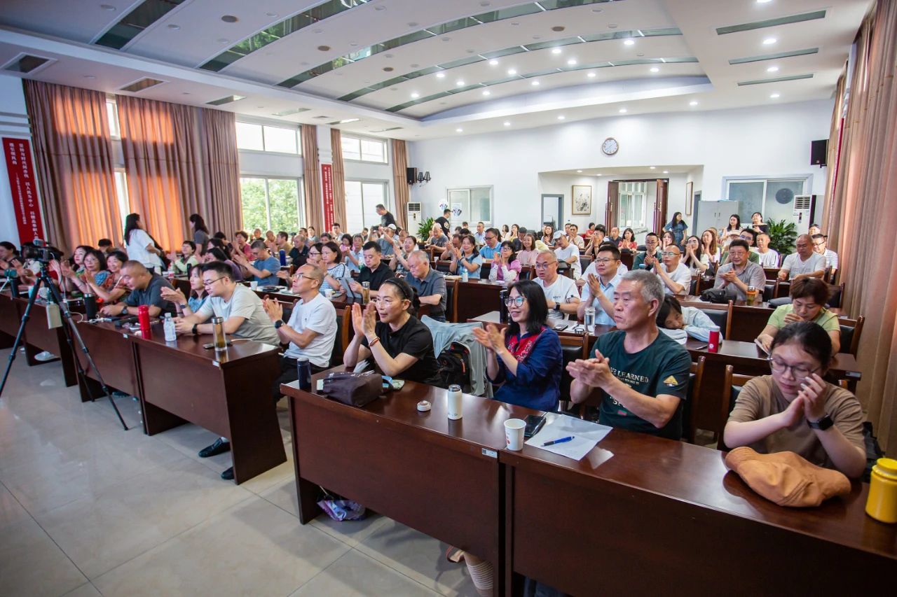 北京攝影函授學(xué)院四川分院第36期攝影專修班第二次面授課圓滿舉行
