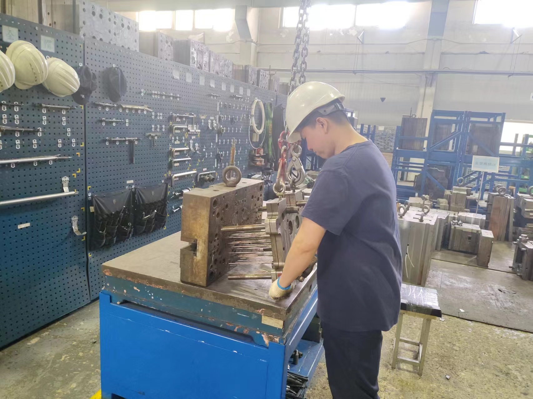 模具组装图片